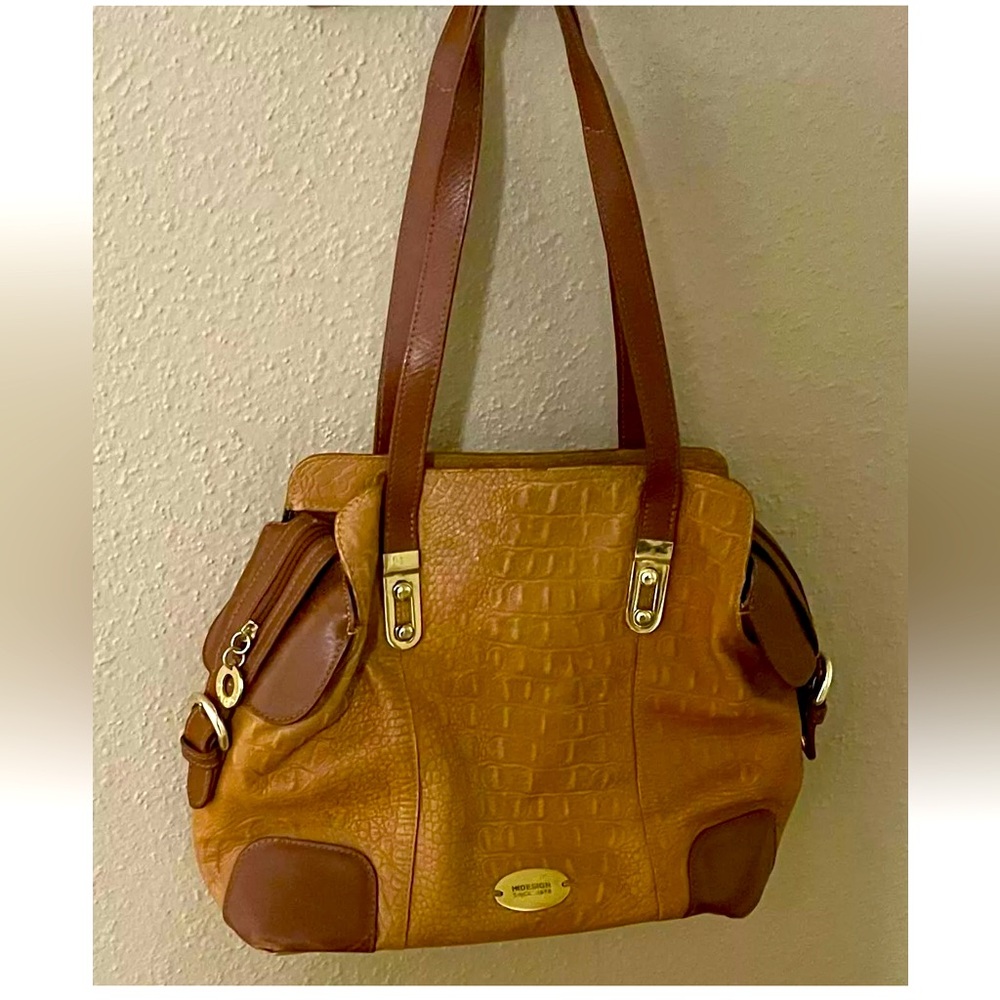 HIDESIGN Leather Shoulder Bag SHORT DROP Brown Gold Accents many Compartments